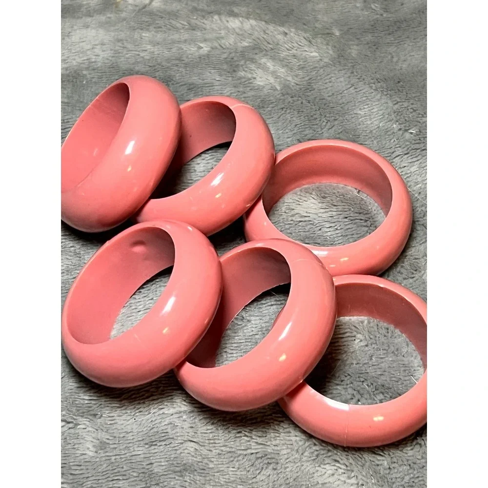 Set of 6 Pink Lucite Napkin Rings Mid Century Modern Retro Table Decor Vintage